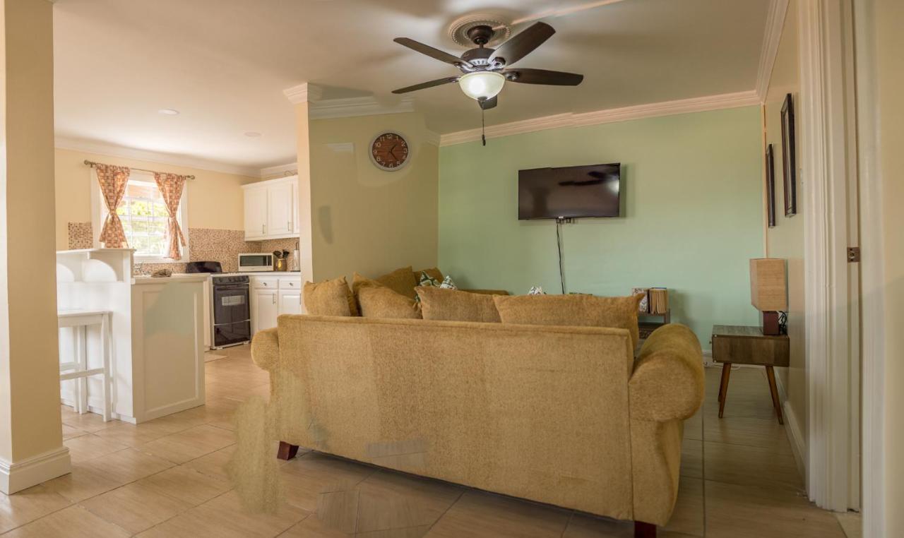 Sea Piton View Apartment- Location, Convenience, Modern Living Soufrière Zewnętrze zdjęcie
