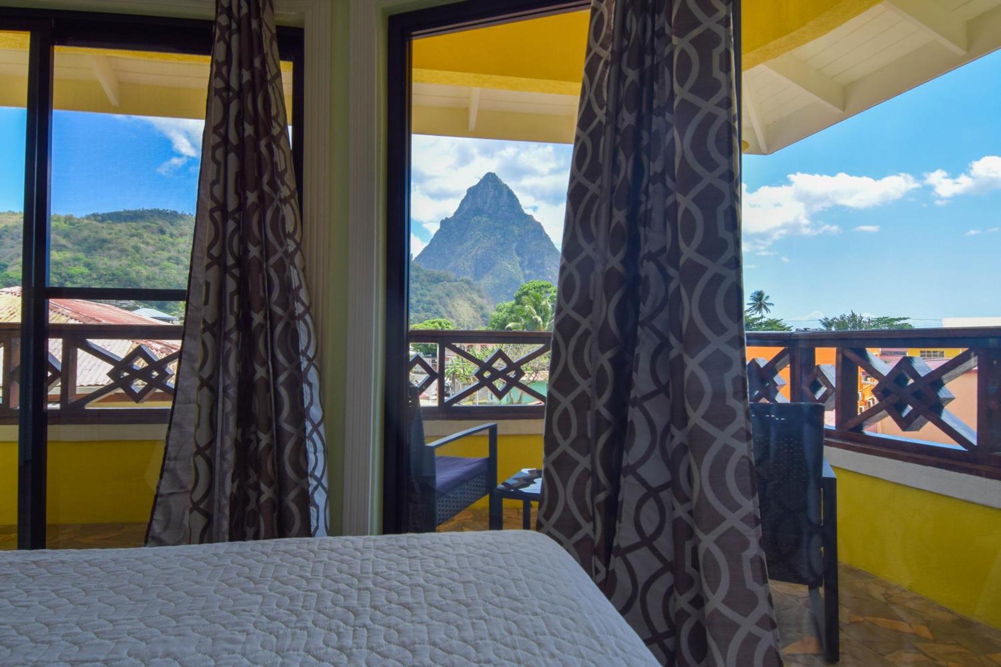 Sea Piton View Apartment- Location, Convenience, Modern Living Soufrière Zewnętrze zdjęcie