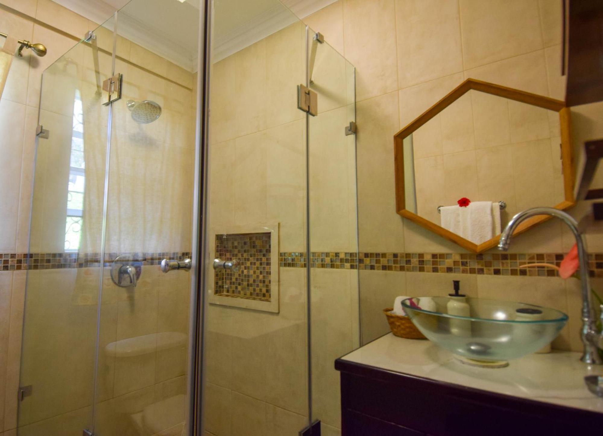 Sea Piton View Apartment- Location, Convenience, Modern Living Soufrière Zewnętrze zdjęcie