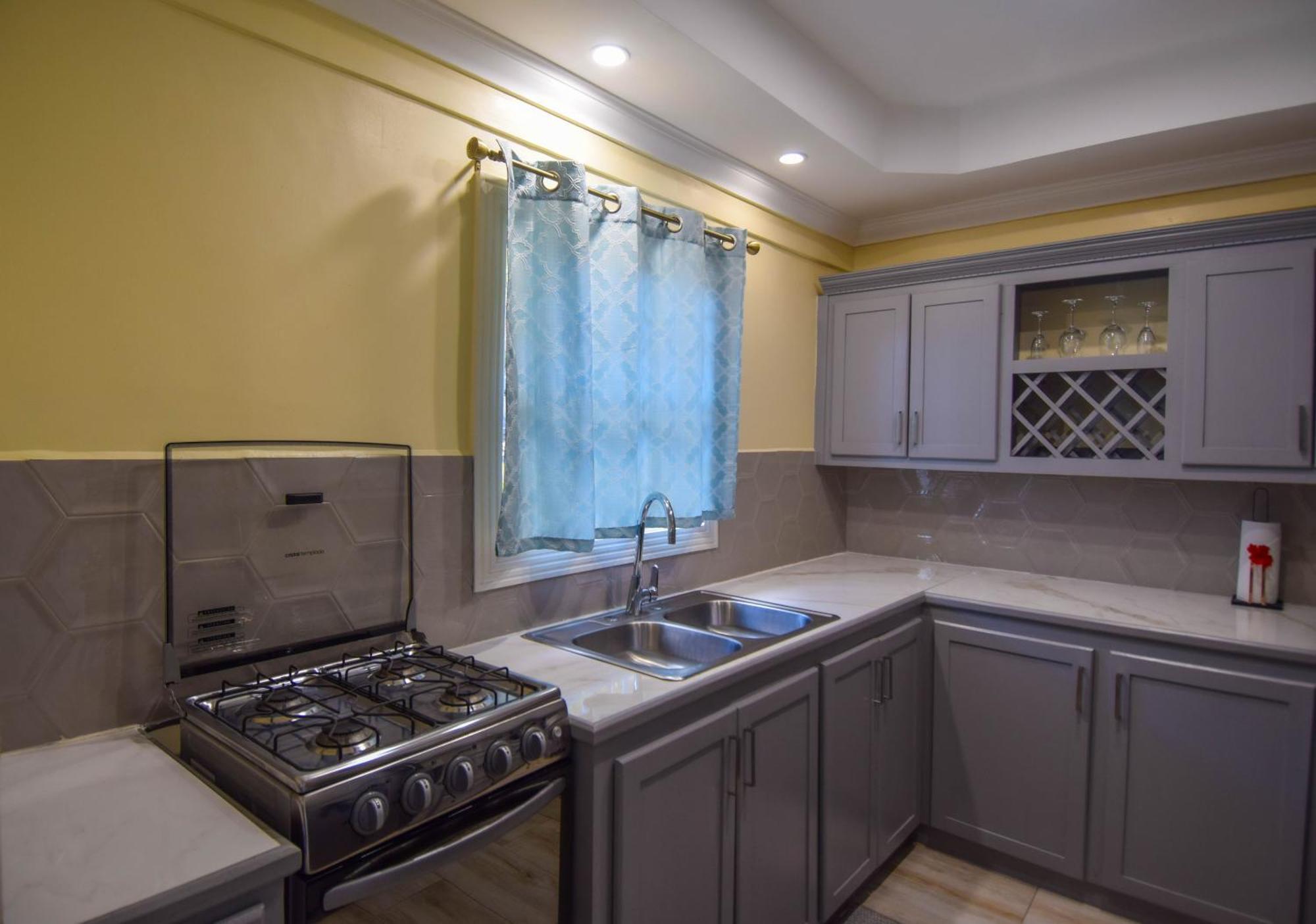 Sea Piton View Apartment- Location, Convenience, Modern Living Soufrière Zewnętrze zdjęcie